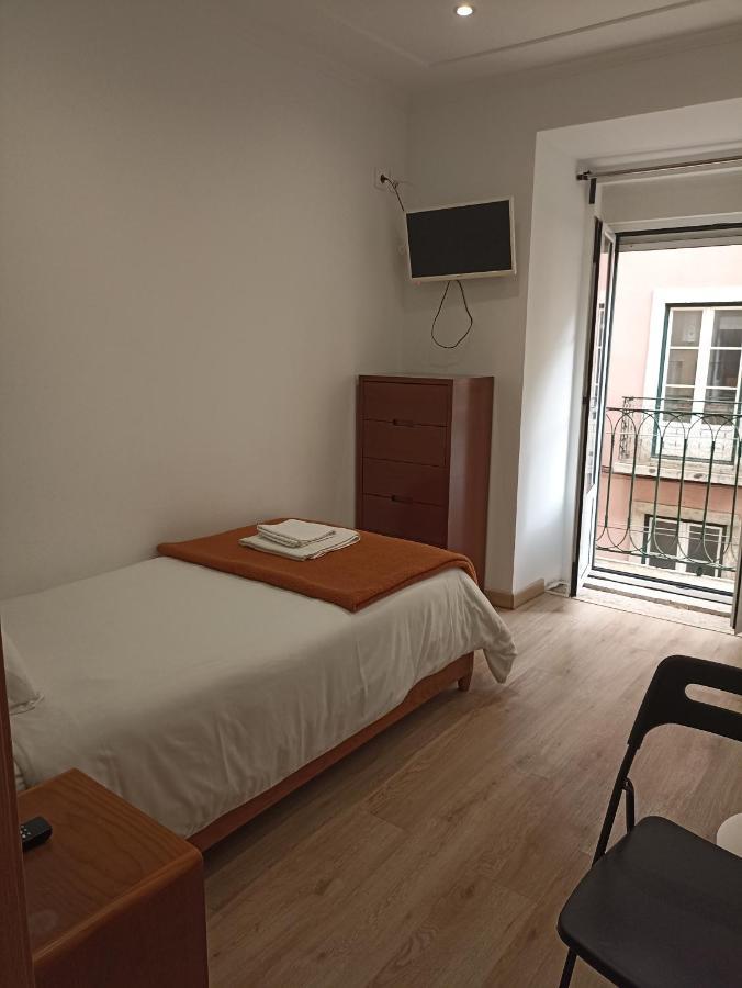 Martim Moniz 28 Guest House Lisbon Exterior photo