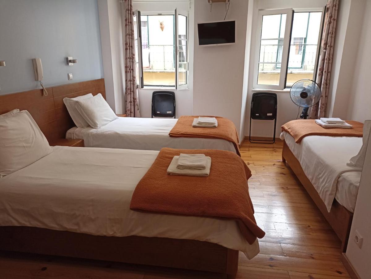 Martim Moniz 28 Guest House Lisbon Exterior photo