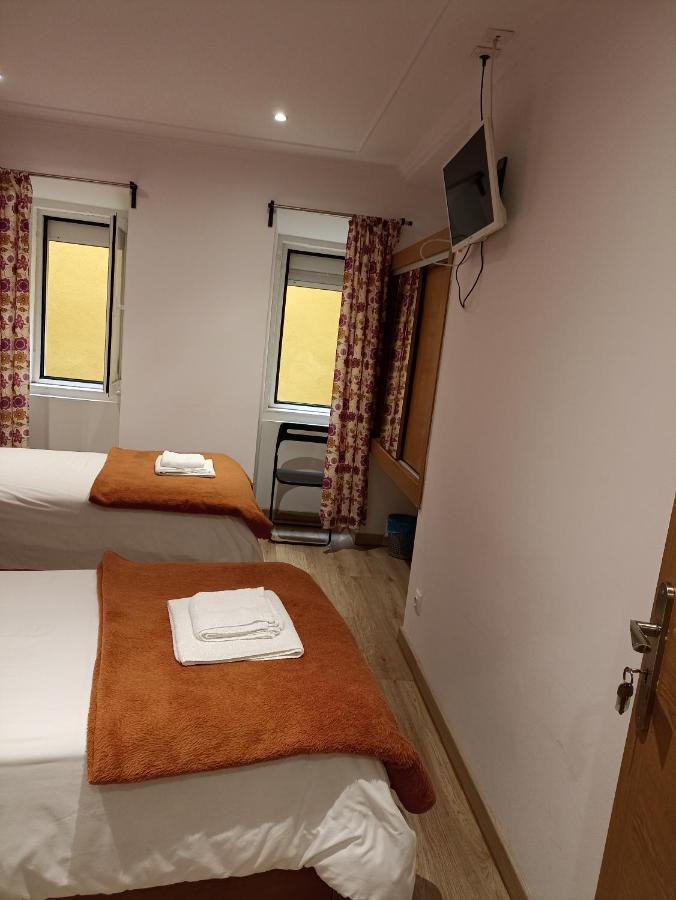 Martim Moniz 28 Guest House Lisbon Exterior photo