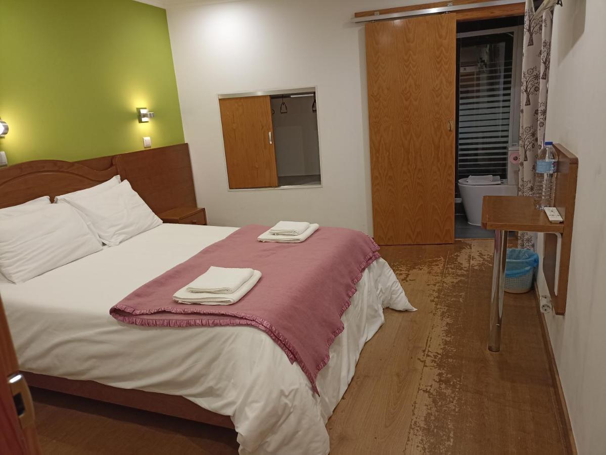 Martim Moniz 28 Guest House Lisbon Exterior photo
