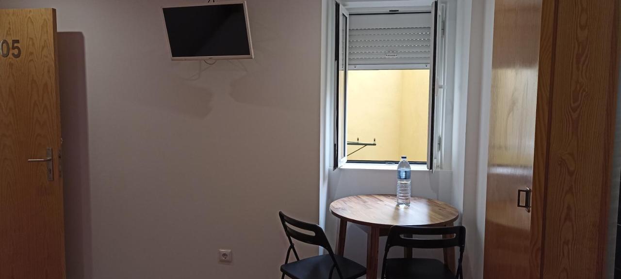 Martim Moniz 28 Guest House Lisbon Exterior photo